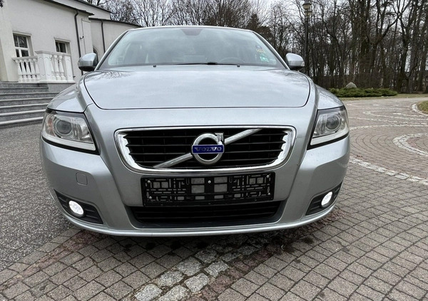 Volvo V50 cena 18900 przebieg: 227000, rok produkcji 2008 z Bobolice małe 106